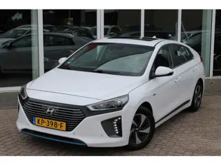 Hyundai IONIQ 1.6 GDi First Edition (bj 2017, automaat)