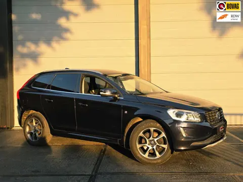 Volvo XC60 2.0 T5 Kinetic OCEAN RACE