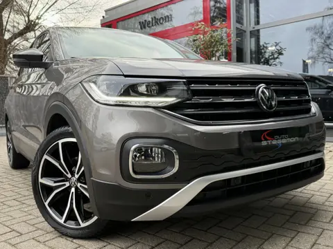 Volkswagen T-Cross 1.0 TSI AUT. *!* CARPLAY/ 18 INCH/ LED/ TREKHAAK/ CAMERA *!*