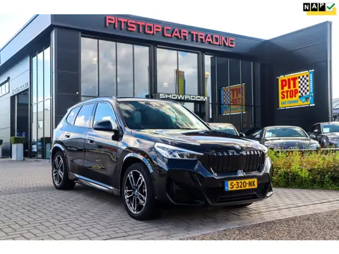 BMW IX1 XDrive30 M-Sport 67 kWh, NL Auto, Pano, Trekhaak, Full option