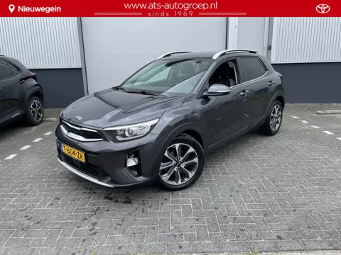 Kia Stonic 1.0 T-GDi DynamicLine | Stuur- en stoelverwarming | Parkeersensoren achter