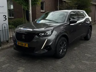 Peugeot 2008 1.2 PureTech Active Pack (bj 2022)