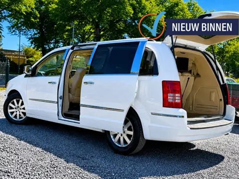 Chrysler Grand Voyager 4.0 V6 LIMITED WHITE OPEN-DAK J.DAIMLER STOW&GO/3xTV/DVD/