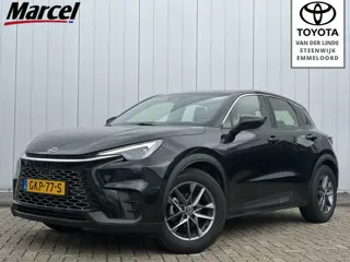 Lexus LBX Business Line 2WD Dealer Onderhouden Kelyess Trekhaak Stoel verwarmd Dodehoek Detectie PDC