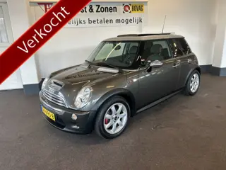 MINI 3-deurs 1.6 Cooper S 170PK | Panoramadak | Cruise control | Lederen bekleding | Airco | Stoelve
