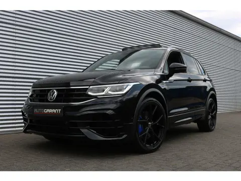 Volkswagen Tiguan 2.0 TSI R 75 Edition 4Motion 320PK (Pano Carplay HarmanKardon HeadUp Sfeerv ACC Ke