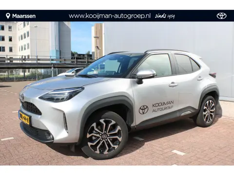 Toyota Yaris Cross 1.5 Hybrid 115 First Edition Automaat / BSM / Parkeersensoren / Apple Carplay/And