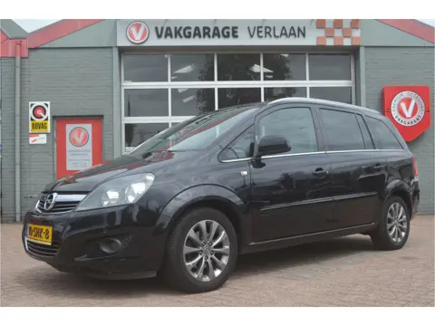 Opel Zafira 1.8 111 years Edition (bj 2011)