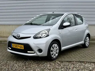 Toyota Aygo 1.0 VVT-i Aspiration Automaat [ fm navi,airco,audio,pdc ]