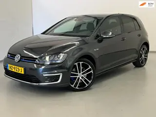Volkswagen Golf 1.4 TSI GTE / Navi / 18" LM / Stoelverwarming