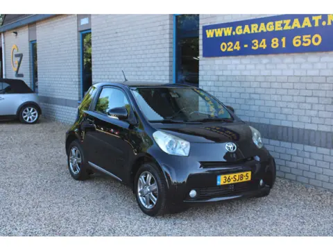 Toyota iQ 1.0 VVTi Aspiration Airco (bj 2011)