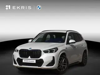 BMW X1 xDrive30e | M Sportpakket | Premium Pack | Trekhaak met elektrisch wegklapbare kogel | Achter