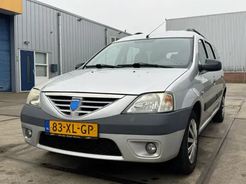 Dacia Logan MCV 1.6-16V Lauréate 7p.