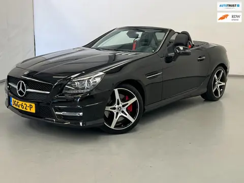 Mercedes-Benz SLK-klasse 250 AMG Edition / Pano / Airscarf / Keyless