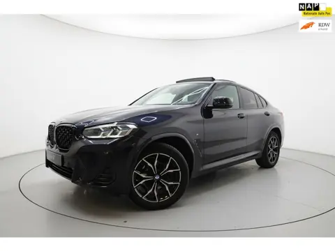 BMW X4 XDrive20i M SPORT PANO LASER SFEERVERLICHTING CAM