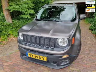 Jeep Renegade 1.4 MultiAir NIght Eagle Automaat MATGRIJS