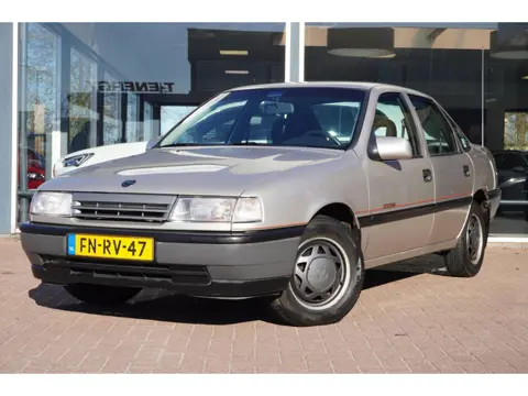Opel Vectra 1.8i GL Frisco | Youngtimer | 5deurs | 143.000km | Uniek | 1992 | Zeer nette staat | Inr