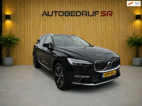 Volvo XC60 2.0 T6 Plug-in AWD Ultimate Bright Headup! Pano! Trekhaak! Memory! Electrische Achterklep