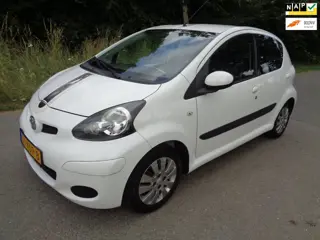 Toyota Aygo 1.0-12V Xcite White Airco!5Drs!2010!112000 KM!
