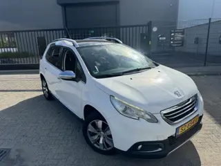 Peugeot 2008 1.6 e-HDi Allure Clima Sensor Navi Netjes