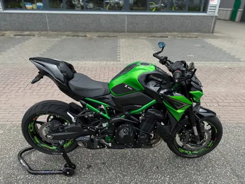 Kawasaki Z900 naked Quick shifter Side wings enz