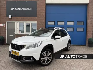 Peugeot 2008 1.2 PureTech Allure | Pano | Distributie VV |