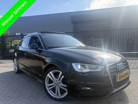 Audi A3 Sportback 2.0 TDI Ambit.|Pano|Stoelverw|Clima|Cruise