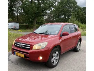 Toyota RAV4 2.2 D-CAT Executive (bj 2007)