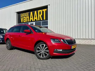 Skoda Octavia Combi 1.5 TSI Greentech Business Edition Plus | PANO | LED | LIVE DISPLAY |