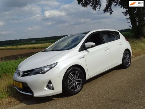 Toyota Auris 1.8 Hybrid Executive