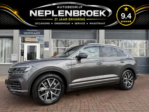 Volkswagen Touareg 3.0 TSi eHybrid 4MOTION km 48.000 nap 1e eigenaar