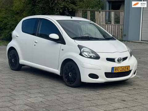 Toyota Aygo 1.0-12V Cool/Cruisecontrol/Airco/apk 08-2027