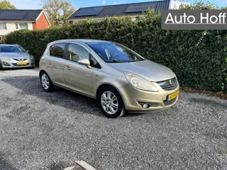 Opel Corsa 1.7 CDTi Cosmo | HANDEL / EXPORT!! | LEES TEKST! | Airco | Cruise Control | LMV | Elekt. 
