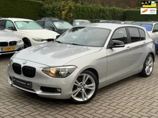 BMW 1-serie 116i Business+|Nieuwe Ketting + Klepseals|Navigatie|18 inch|Nette staat..