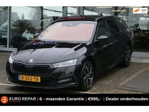 Skoda Octavia Combi 1.5 e-TSI Business Edition Plus PANO-DAK TREKHAAK!