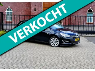 Opel Astra Sports Tourer 1.4 Turbo Cosmo / Airco / Navi / Pdc / Half Leer / Trekhaak