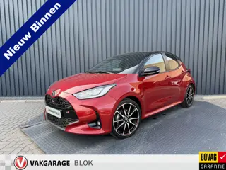 Toyota Yaris 1.5 Hybrid GR Sport | Pano dak | JBL | Head-up | BSM | PDC | Rijklaar!!!