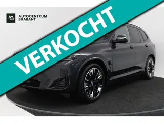 BMW IX3 High Executive 80 kWh (SOH 98,1%, PANO, TREKHAAK WEGKLAPBAAR, STOEL/STUUR VERWARMING, ELEKTR