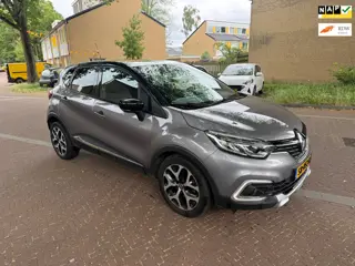 Renault Captur AUTOMAAT / Panorama dak / Leer / Veel opties