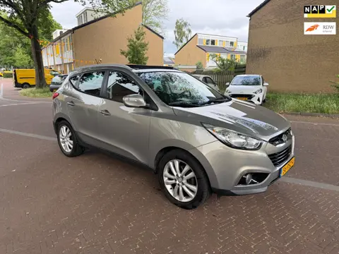 Hyundai Ix35 AUTOMAAT / Panorama dak / UNIEK / Veel opties