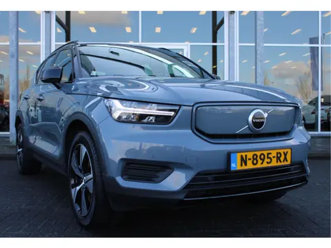 Volvo XC40 Recharge Twin Plus | Achteruitrij camera | Stoel stuur verwarm. | Adapt. Cruise control |