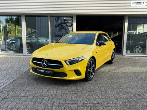 Mercedes-Benz A-klasse 250 e Advantage 218 Pk | Widescreen | Navigatie | Cruise | Camera | Clima | L