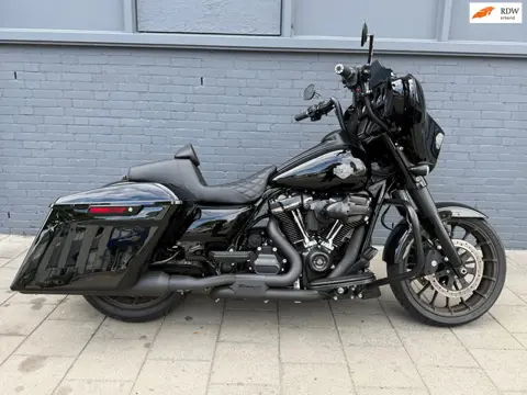 Harley Davidson FLHXS