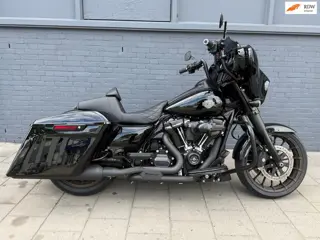 Harley Davidson FLHXS