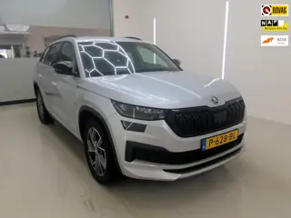 Skoda Kodiaq 1.5 TSI Sportline Business 7PERS+Comf/Functie-Pakket+Vitrual+Led+navi+camera+Flippers =