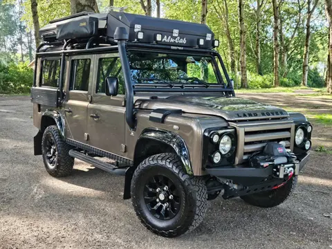 Land Rover Defender 110 2.2 D Rough Expeditie