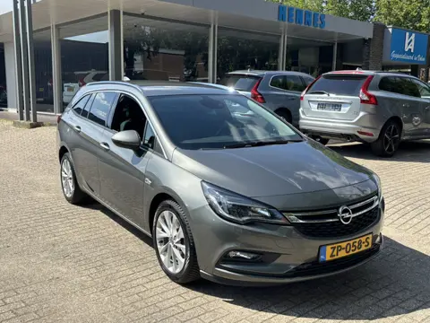 Opel Astra Sports Tourer 1.4 Innovation Leder Keyless stoel+ Stuur verwarming