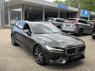 Volvo V60 T6 Recharge AWD Inscription LONG RANGE MASSAGE Pano Keyless HeadUp