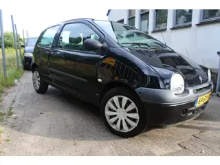 Renault Twingo 1.2-16V Expression nw apk 3-7-2027 airco 161 dkm trekhaak