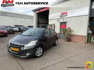 Peugeot 208 1.2 VTi Blue Lease Executive Airco, cruise, radio